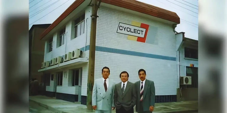 1980-Start-of-International-Operations